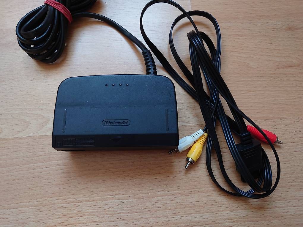 Nintendo Console: N64 Konsole Atomic Purple – Usato da Leuzigen venduto da Darcry 3