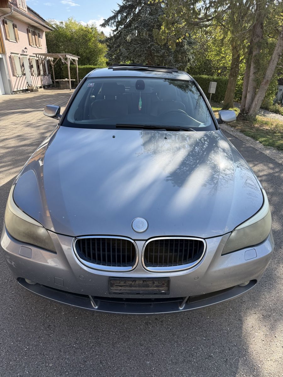 BMW Toutes les pièces auto: Schlachte BMW 530d e60 – D'occasion à Bischofszell par DinKar 2