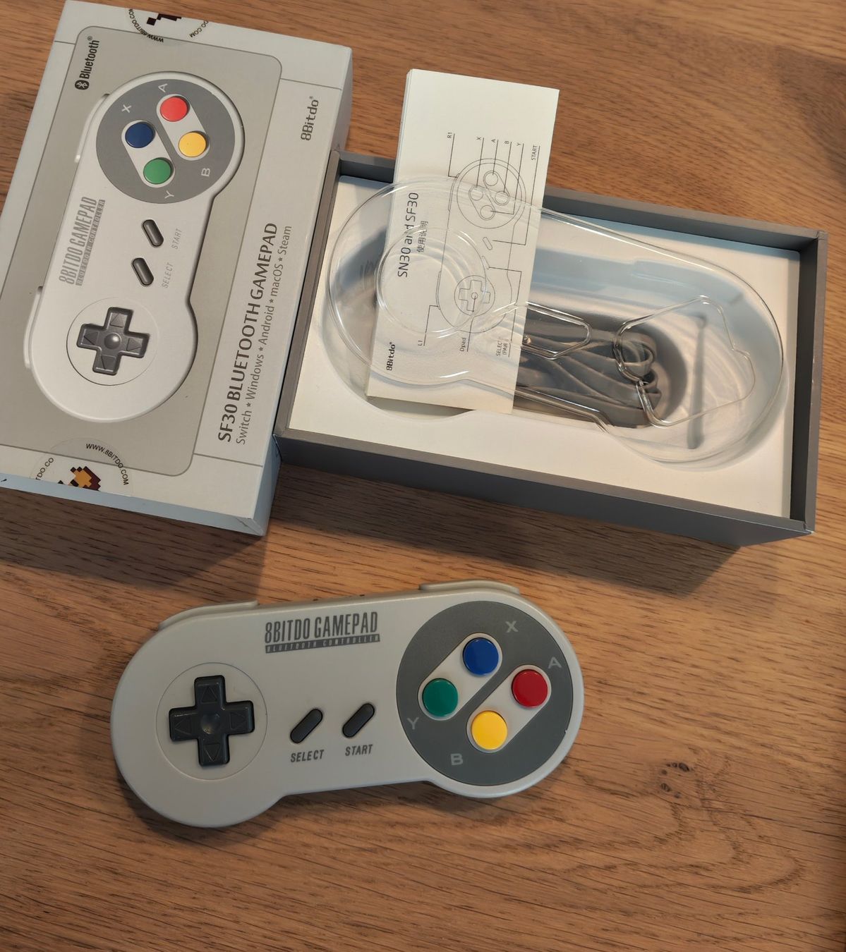 8BitDO Manettes: 8BitDo SFC30 Bluetooth Controller – D'occasion à Oftringen par RetroMister 4
