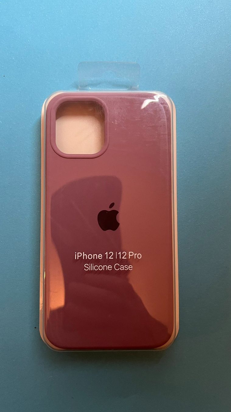 Coques & Protection écran: Coque iPhone 12/12 Pro. iPhone 12/12 Pro Hülle. – Neuf avec emballage d'origine à Eysins par pro_7lnq
