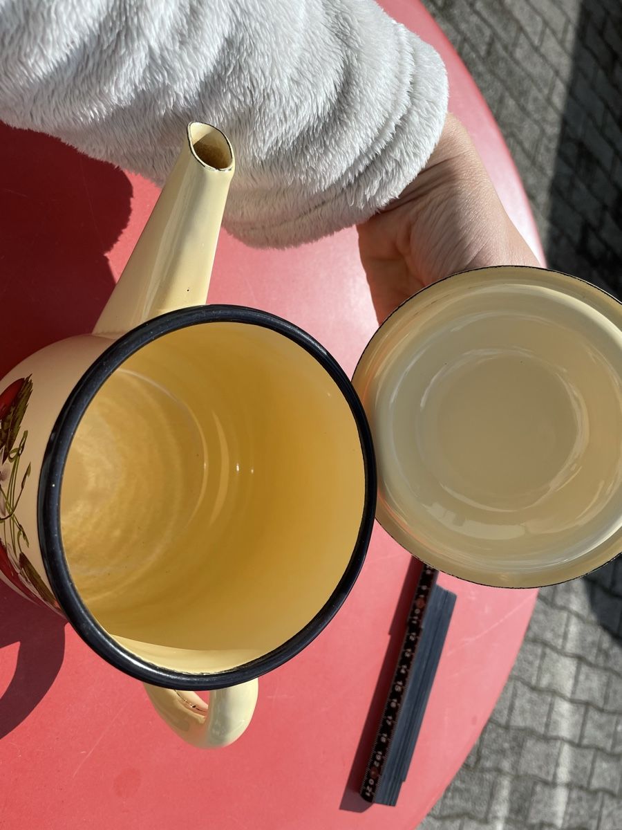 Teekannen: Vintage Kanne Emaille – Gebraucht aus Niederbüren von poschti 2