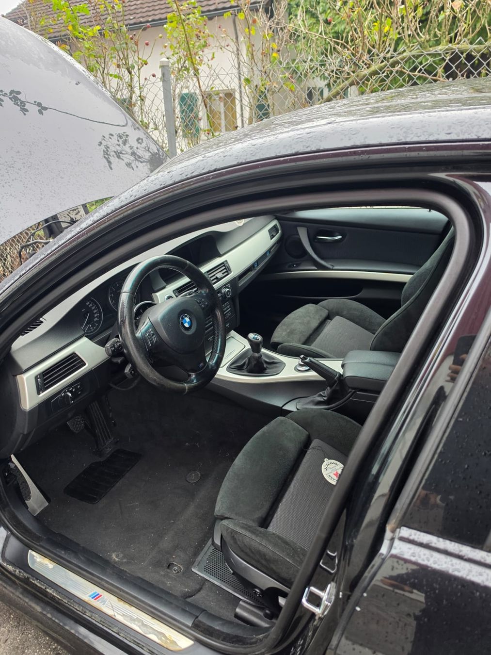 BMW Autos: BMW 335ix – Defekt aus Sevelen von pho_p8dt 3