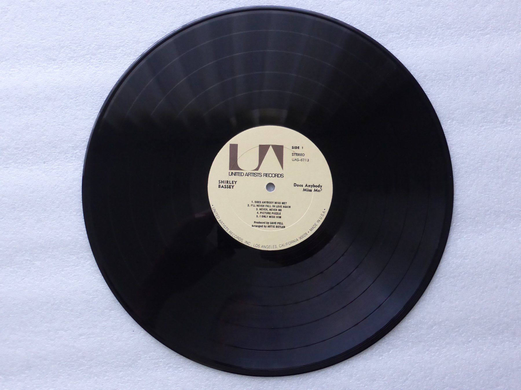 Dischi in vinile: VINYL  LP SHIRLEY BASSEY – Usato da Küssnacht am Rigi venduto da Sunnestrahl 1