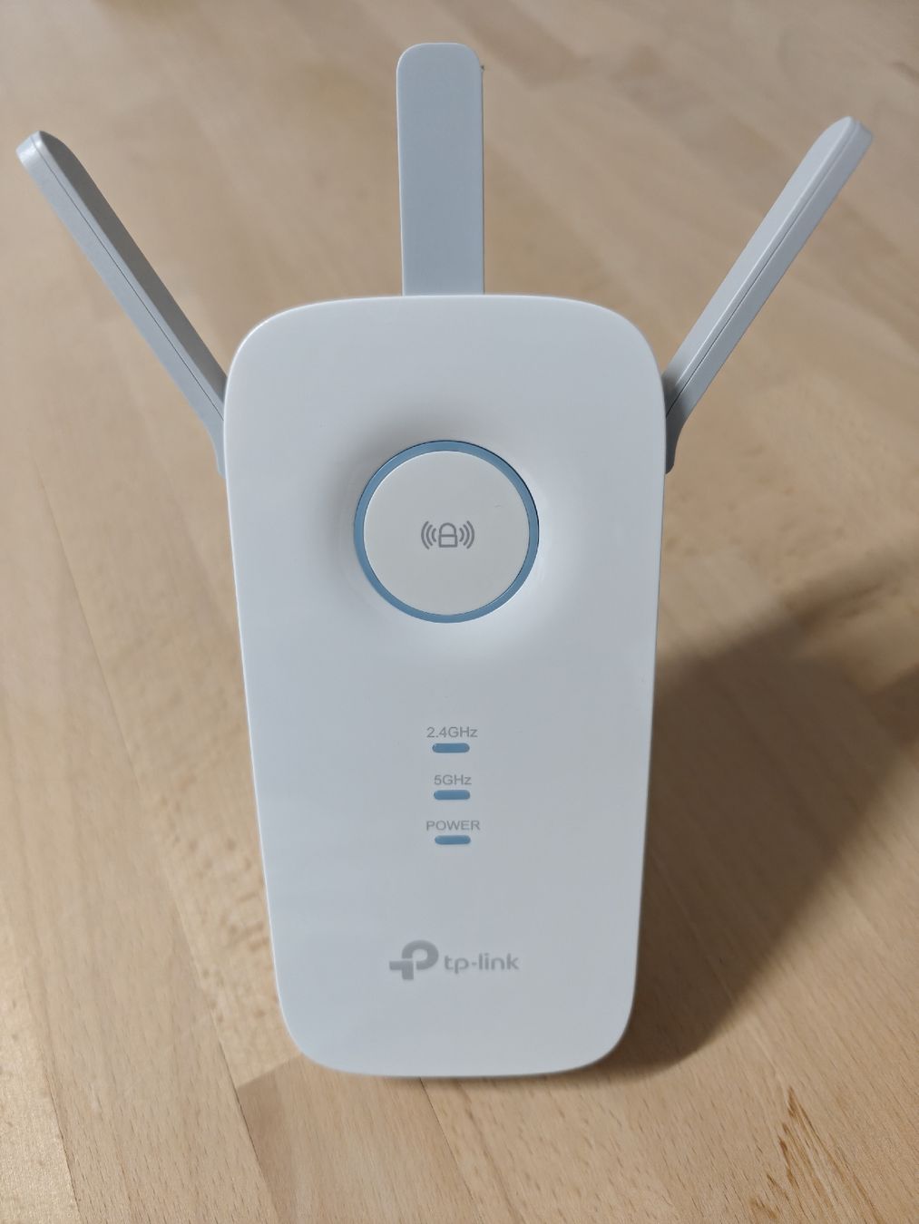 TP-Link WiFi: TP-LINK RE450 - Wi-Fi-Range-Extender – Usato da Matzingen venduto da Boergch