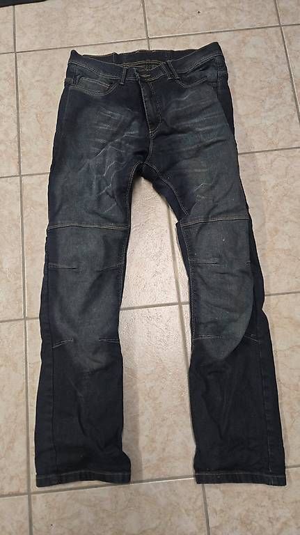 Jeans: Motorrad Jeans - Grösse 30. Neu!!! – Gebraucht aus Seuzach von Ori7