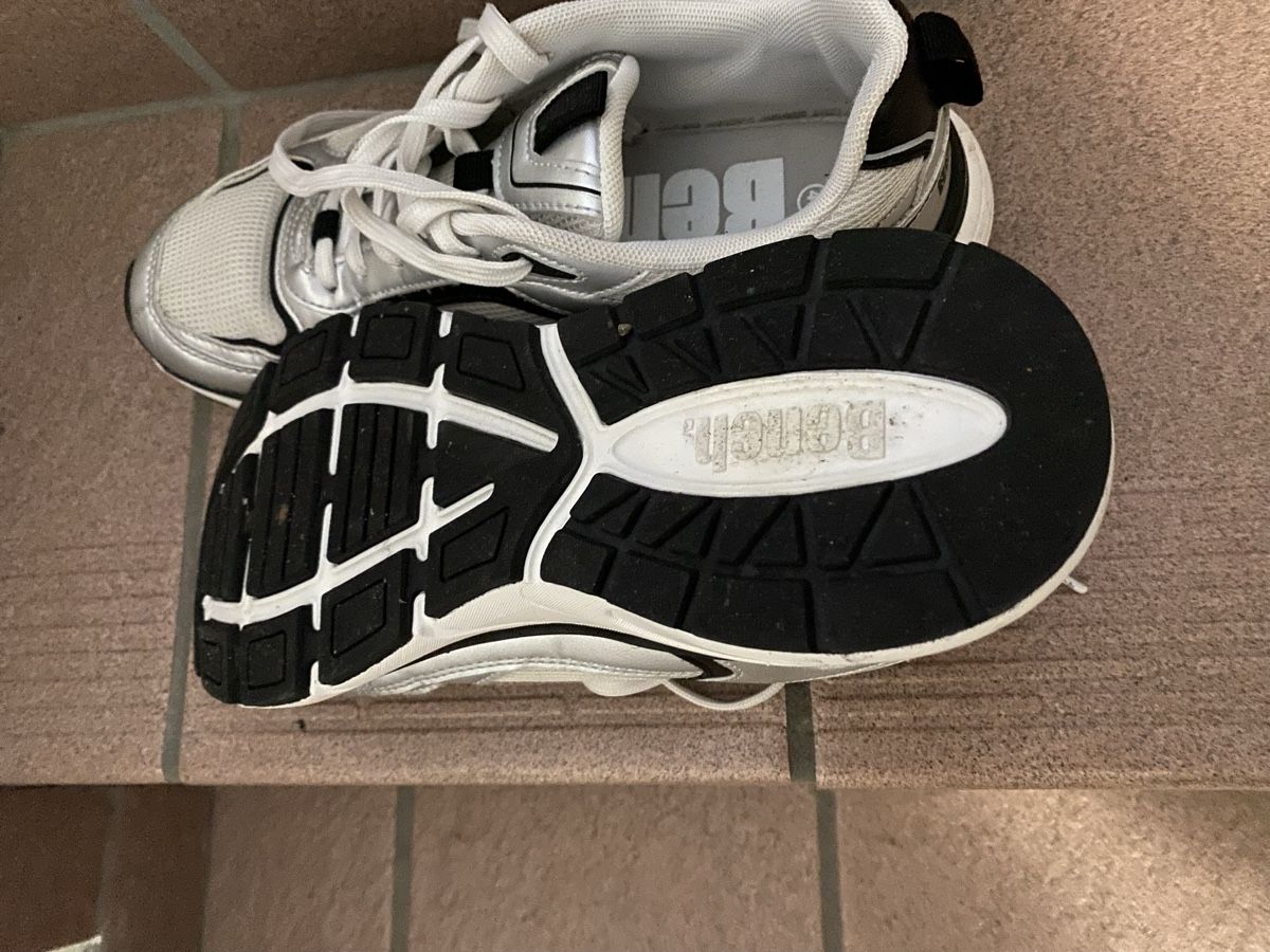 Bench Scarpe da donna: Bench Turnschuhe Gr 40 – Usato da Amriswil venduto da samettigerli 1