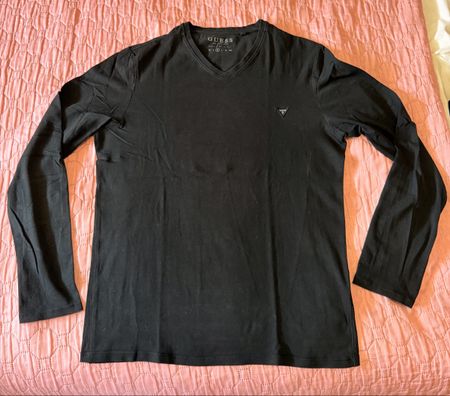 Pull noir Guess taille M