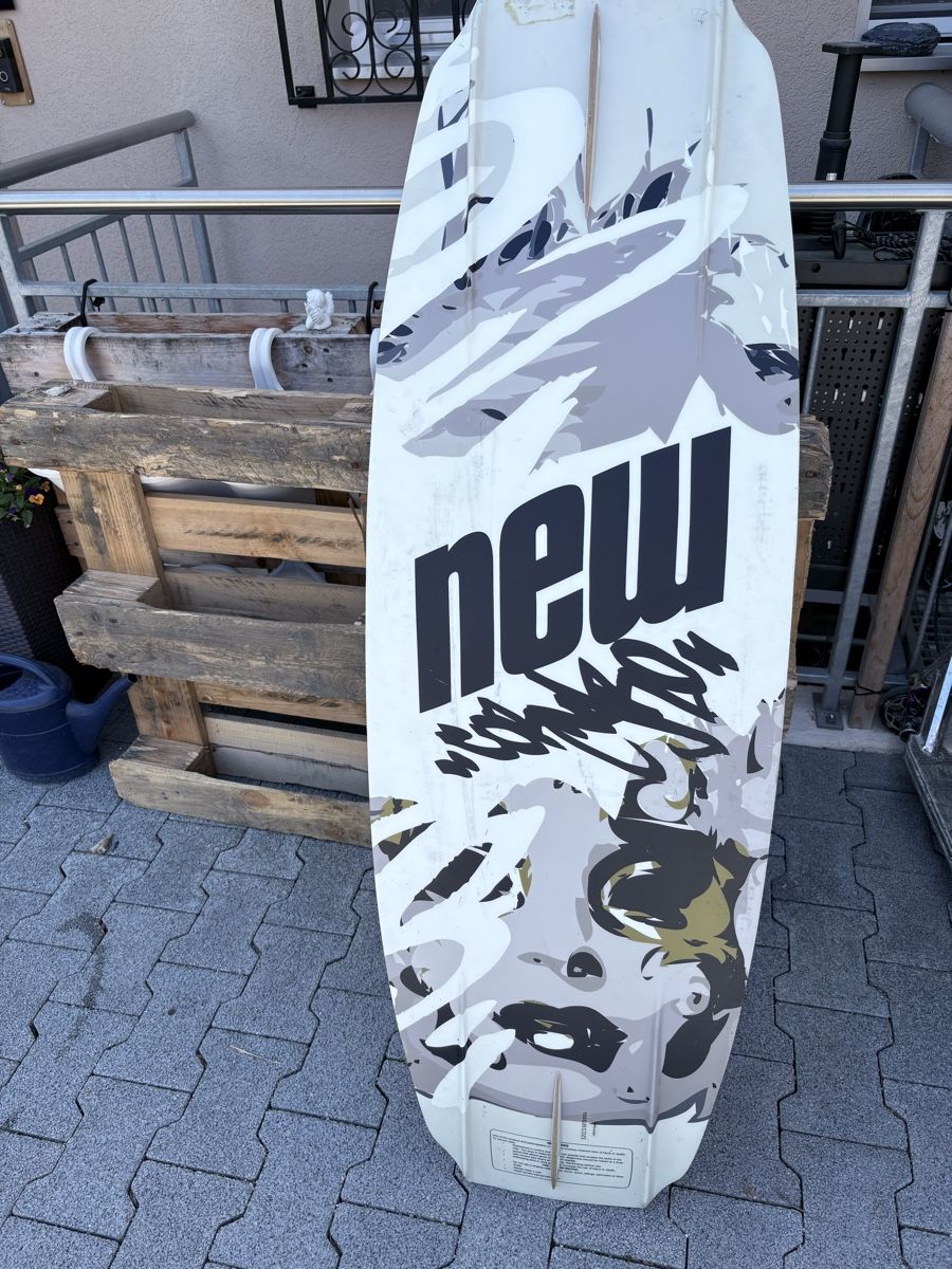 Tavole da surf e di nuoto: Wakeboard New Schnitzel CC38 – Usato da Belp venduto da phertig74 1