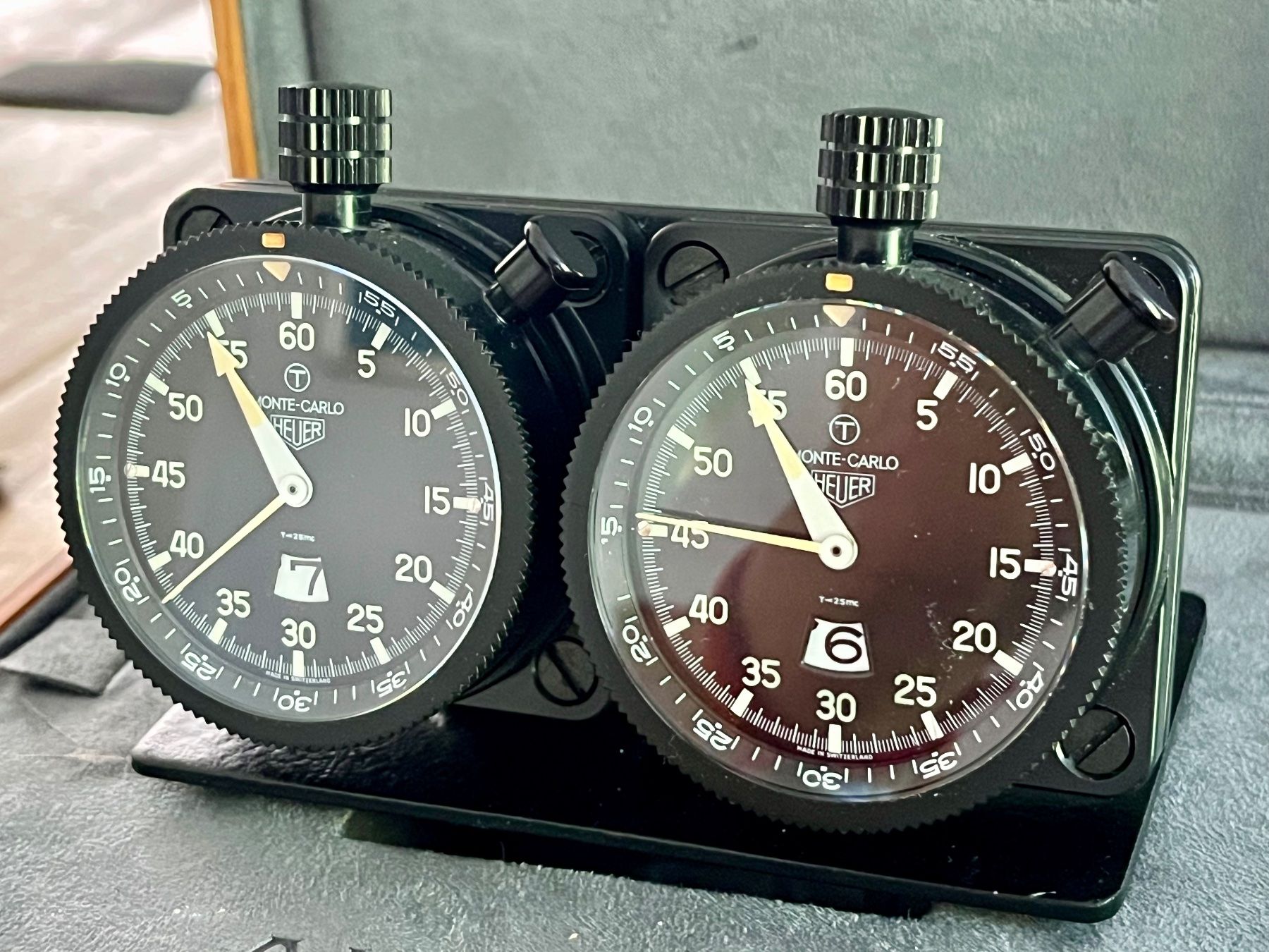 Tag Heuer Orologi: HEUER Monte Carlo Dashboard mit Doppelhalter – Usato da Kilchberg ZH venduto da WatchesandHifi 2