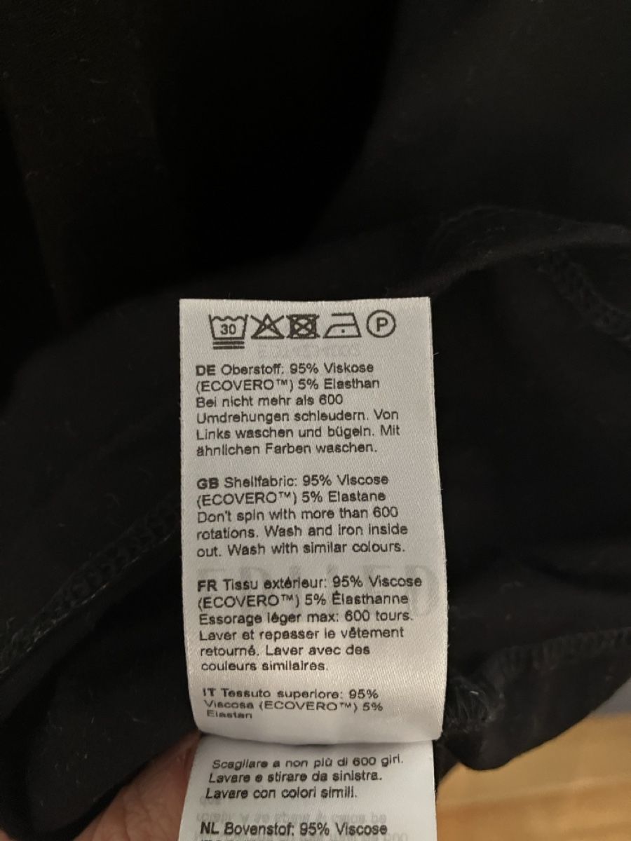 Vestiti: Schwarzes Jerseykleid von Edited – Usato da Zürich venduto da ysk_xn8c 4