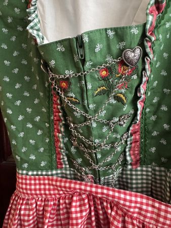 Rissberg Trachtenkleid