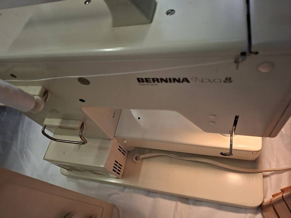 Bernina Nähmaschinen: Bernina 900 mit Zubehör – Gebraucht aus Olten von Mezopotamya 1