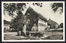 Wellhausen /Thurgau, Dorfpartie mit Schl