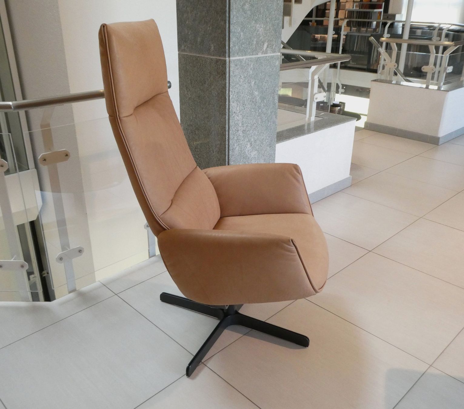 De Sede Fauteuils: De Sede Funktionssessel DS-344 mit Hocker – Neuf (Voir description) à Wil SG par GAMMA_Wil 1