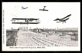 Wien, Flugzeuge über dem Flugfeld Asper