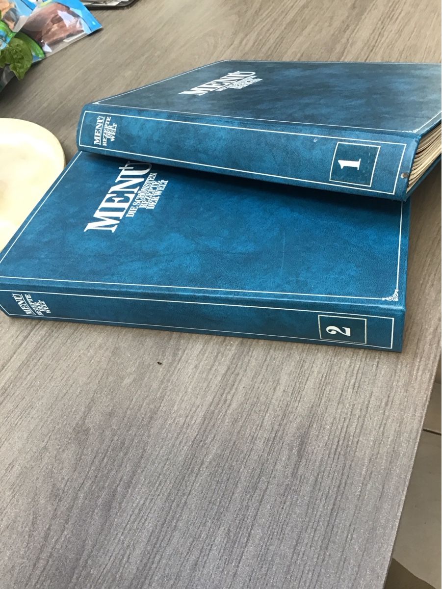 Livres: Livres Menue  – D'occasion à Plan-les-Ouates par Cassero 1