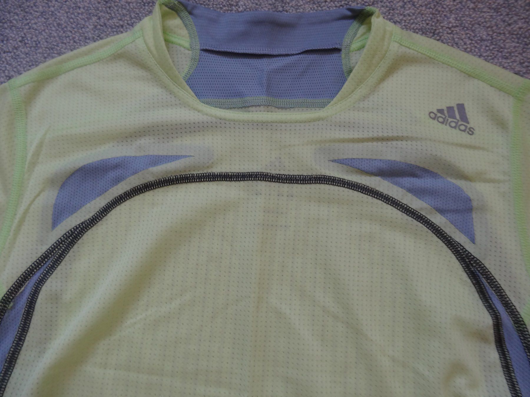 Adidas T-shirt: ADIDAS Shirt Gr M – Nuovo (secondo la descrizione) da Rekingen AG venduto da Barmaleus 1