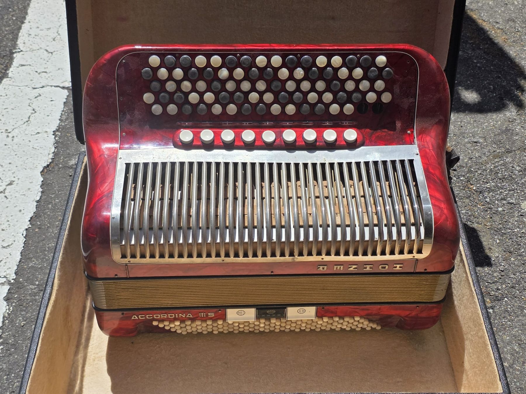 Hohner Musikinstrumente: Hohner Handorgel – Gebraucht aus Hasle LU von Auctions_Hunters 4