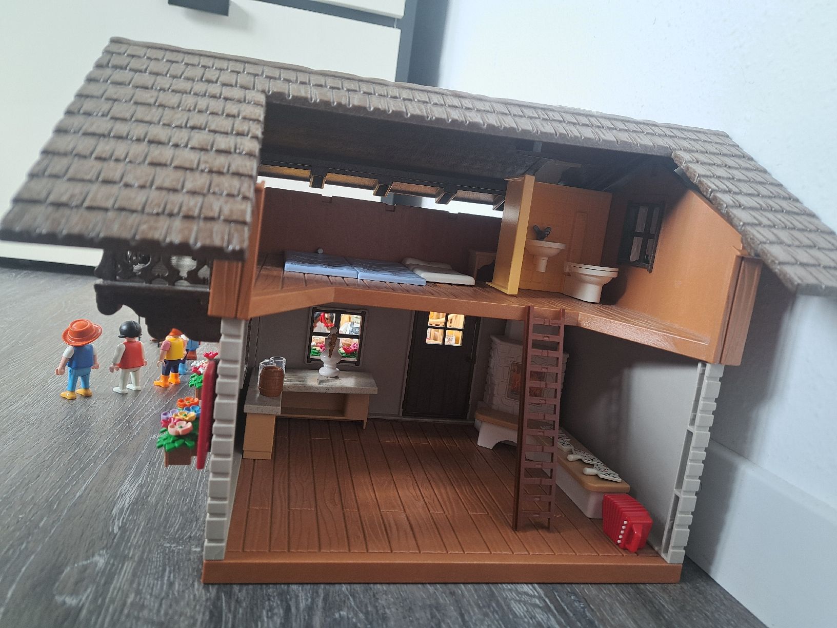 Playmobil Giocattoli: Playmobil Alphütte – Usato da Appenzell Eggerst. venduto da joenja 2
