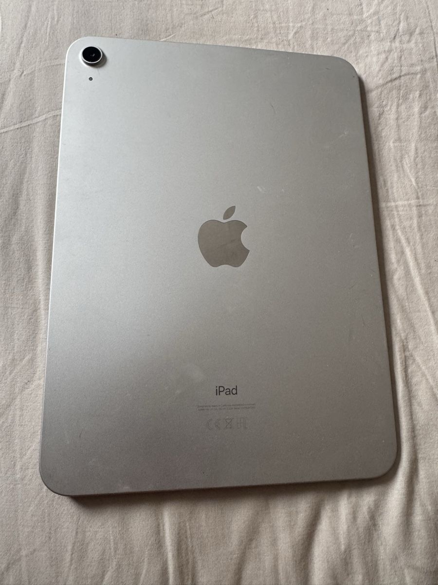 Apple Tablet PC: iPad 10th Gen wifi – Difettoso da Biel/Bienne venduto da Baol1