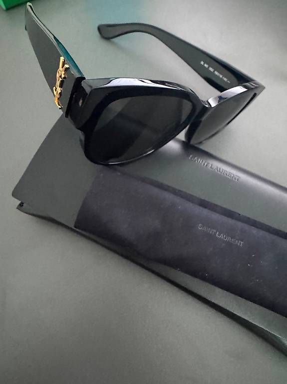 Occhiali & Lenti: YSL Sonnenbrille – Usato da Aesch BL venduto da Conlaeffe 1