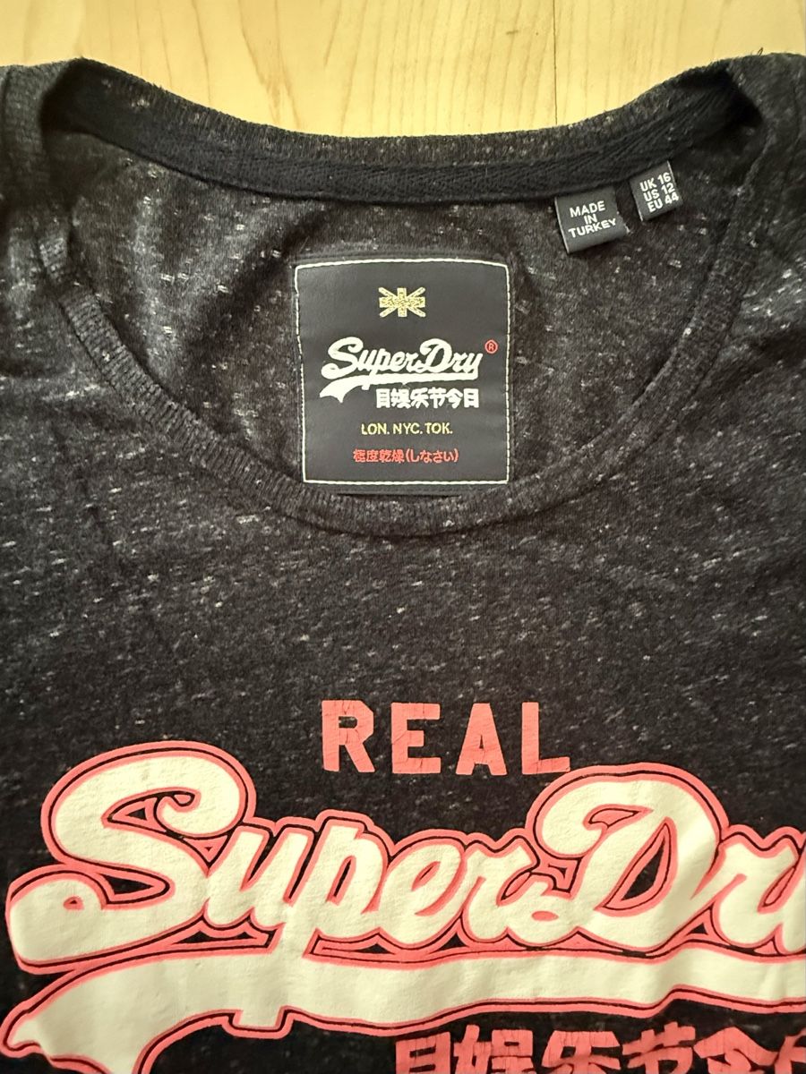 Superdry T-shirt: Superdry T-Shirt Damen Gr.L  – Nuovo (secondo la descrizione) da Horw venduto da ast_b5c6 1