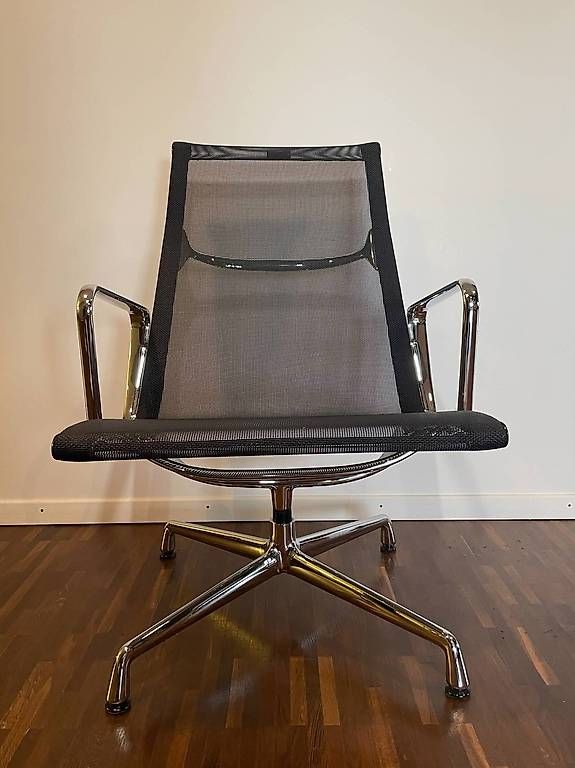 Sedie: Chaise aluminium Eams EA – Usato da Carouge venduto da oguenin 2