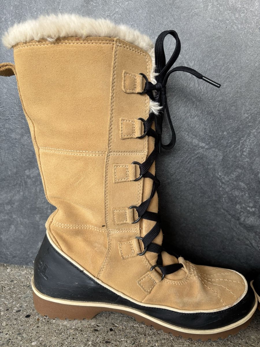Sorel Damenschuhe: Bottes d'hiver Sorel fourrées chaudes T39 – Gebraucht aus Sion von tchana77 2