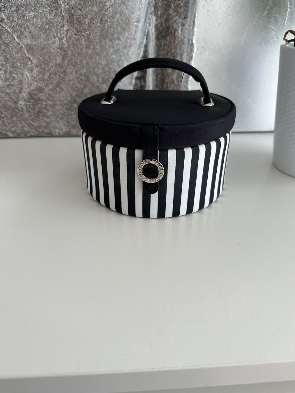 Schmuckkästen: Thomas Sabo Schmuckkoffer gestreift – Gebraucht aus Lustmühle von sar_7xmy