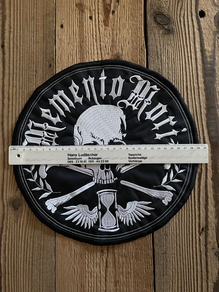 Patches: Aufnäher Schädel Tischläufer – Neu (gemäss Beschreibung) aus Lüsslingen von eehm 2