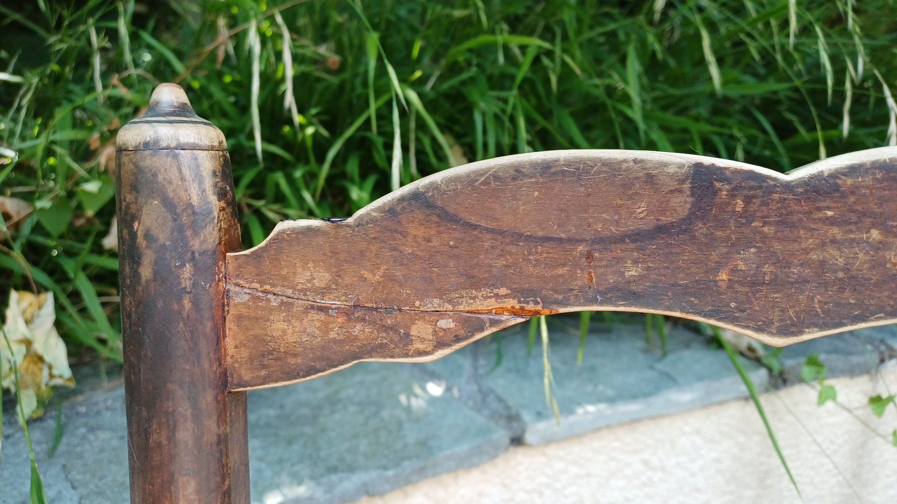 Sedie: Ensemble de 8 chaises anciennes en bois massif, usagé – Usato da geneve venduto da vinc_bob 9