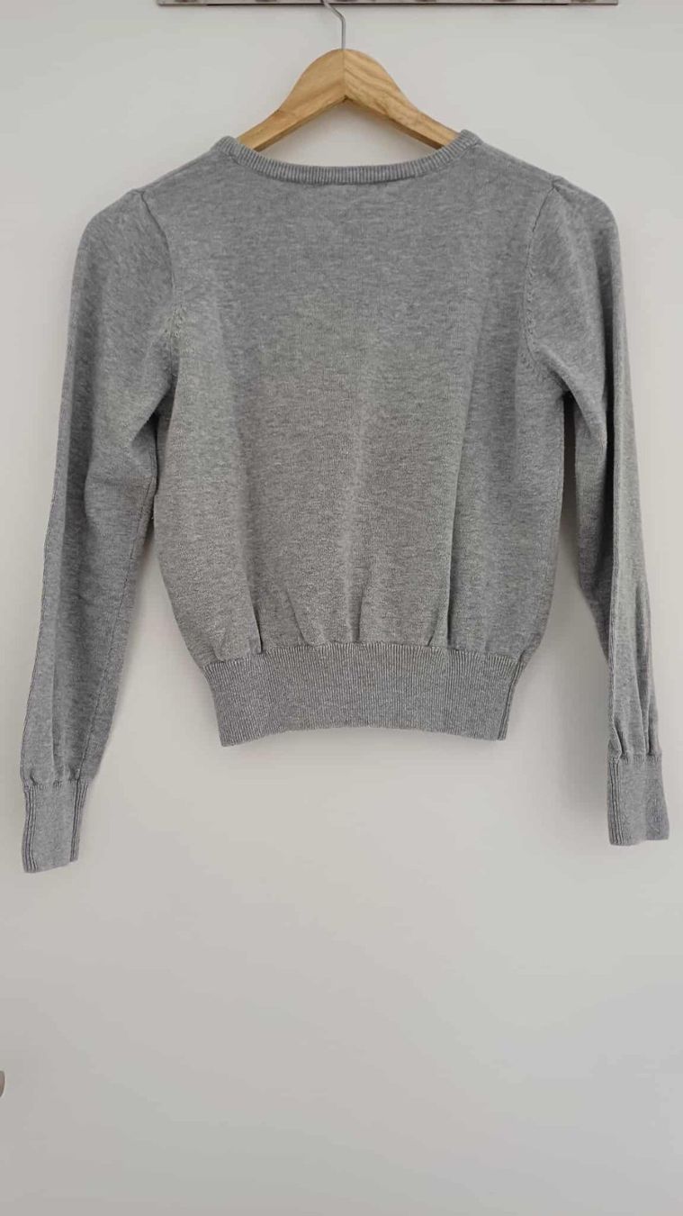 Pullover & Sweatshirts: pull court – Gebraucht aus Müntschemier von Kinako 1