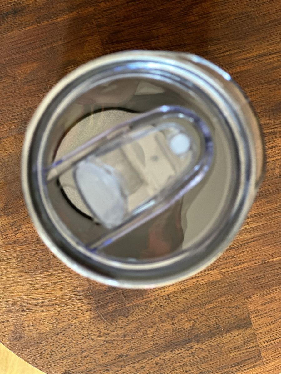Tassen: Edelstahl Thermobecher mit Deckel und Strohhalm – Neu und originalverpackt aus Russikon von Leks4 5