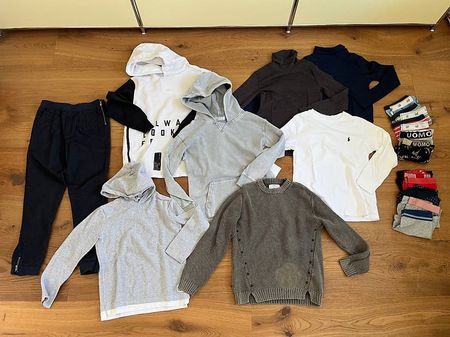 Kleiderpaket 134/140