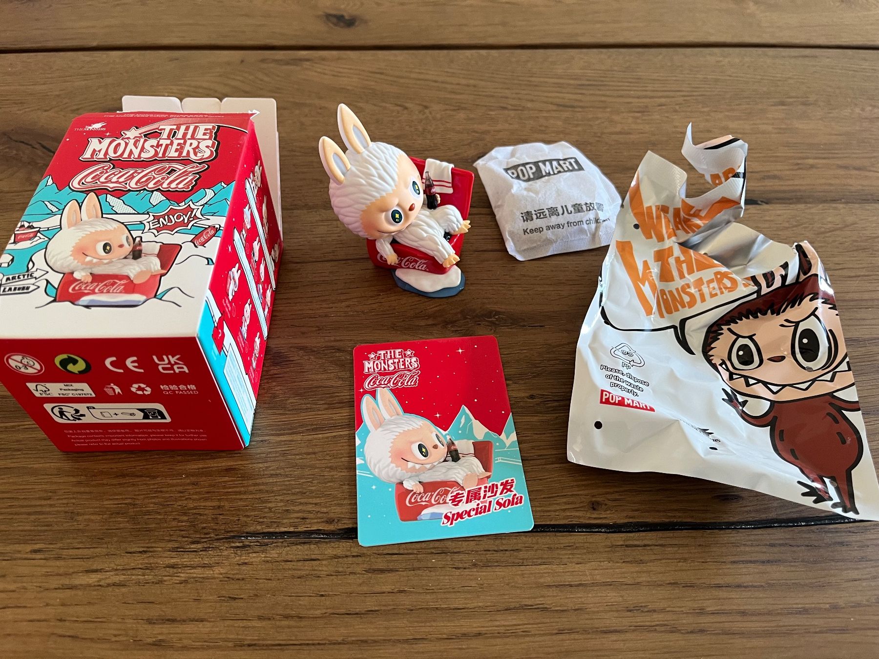 Pop Mart Figuren: Labubu The Monsters Coca-Cola Series Figur Special Sofa – Neu (gemäss Beschreibung) aus Basel von elfeli81