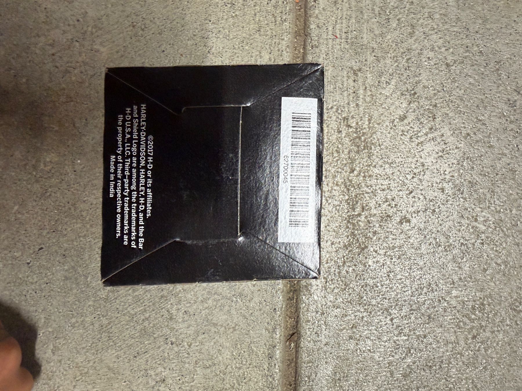 Harley-Davidson Tutti i ricambio per moto: 62700045 Harley-Davidson Ölfilter schwarz – Nuovo e nell'imballaggio originale da Ostermundigen venduto da jas_9j7d 1