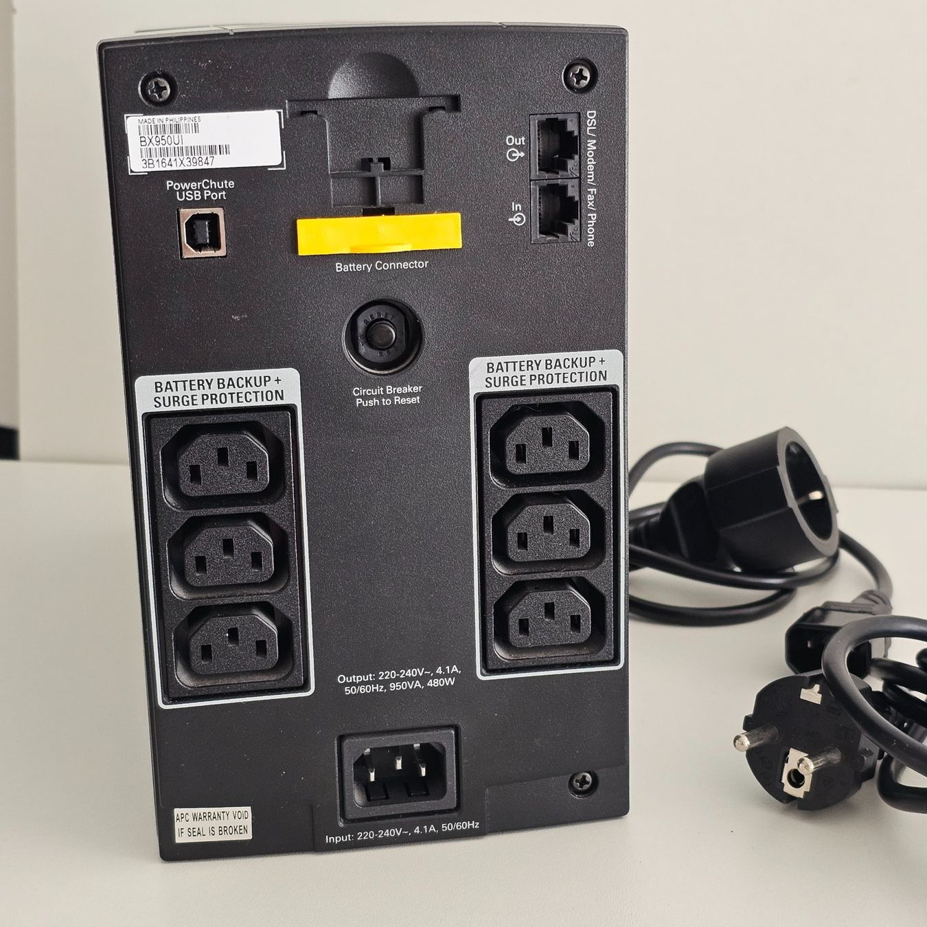 Apc Stromzufuhr: APC Back-UPS 950VA - Gruppo di continuità efficiente! – Gebraucht aus Matten b. Interl von Vanilla8 3