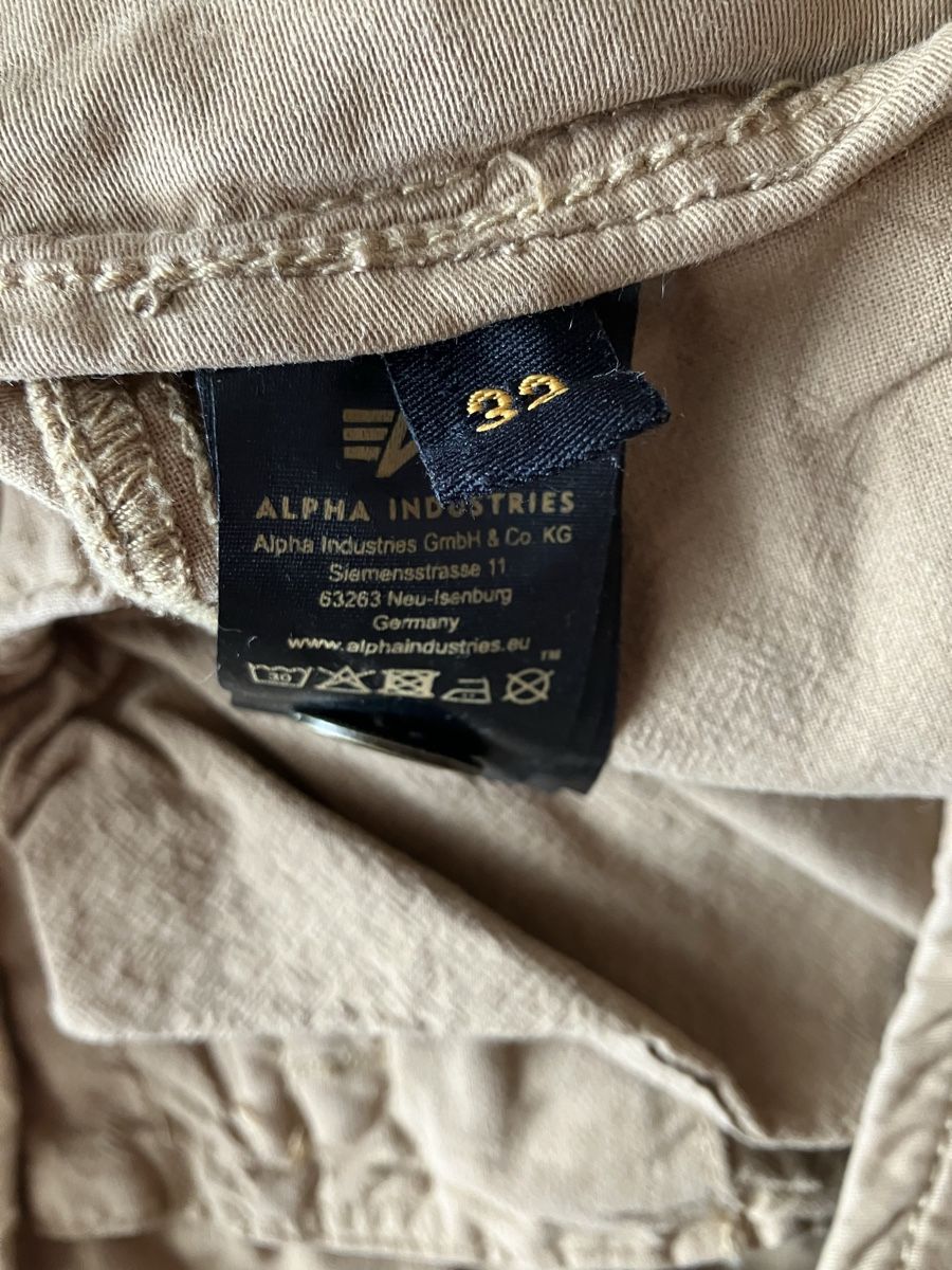 Alpha Industries Pantaloni: Alpha Industries Crew Short 32 & Neu – Nuovo (secondo la descrizione) da Weiningen ZH venduto da moon-55 3