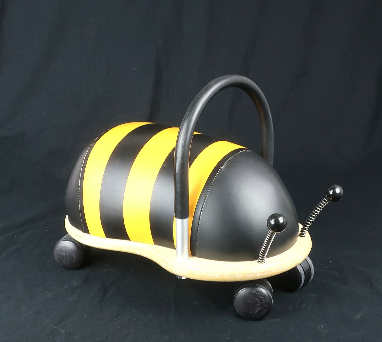 Fahrzeuge für Kinder: Mini Wheely Bug Biene – Gebraucht aus Volketswil von brockipfannenstil 1