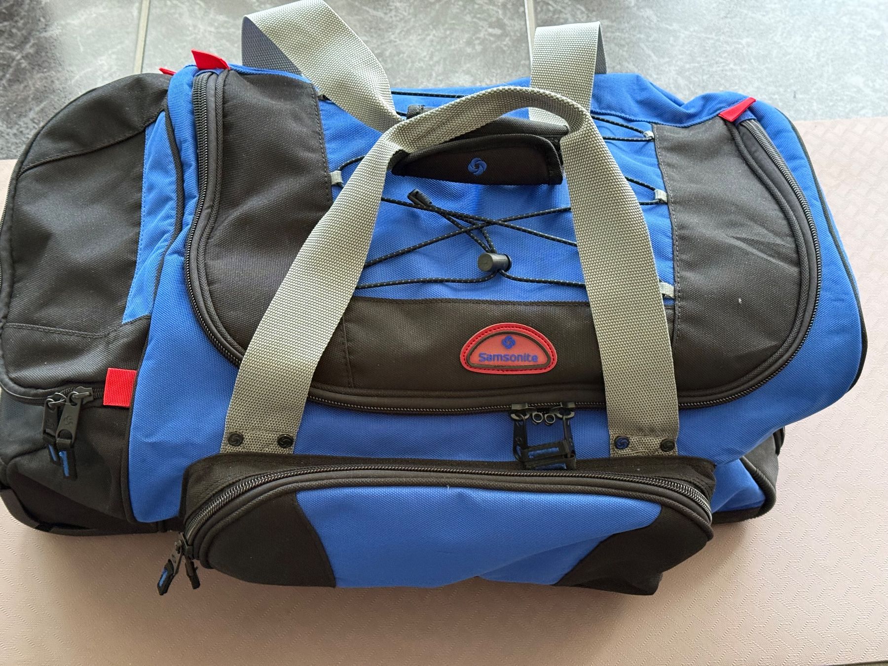 Samsonite Sacs: Samsonite Rolltasche – Neuf (Voir description) à Stallikon par Luzifer0 1