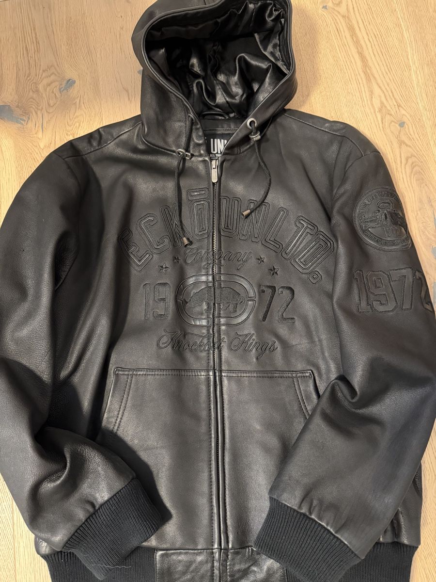 Ecko Giacche: Ecko Unltd. Lederjacke mit Kapuze, Gr. XL – Usato da Susten venduto da AMAZE