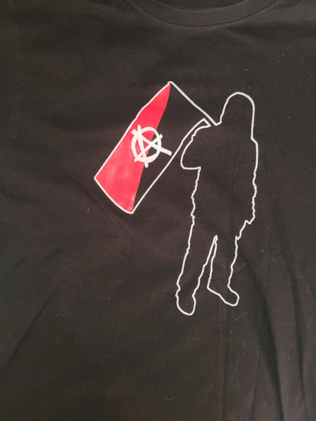 T-shirt: schwarzes T-Shirt Anarchie – Usato da Brig venduto da RaZu39 2
