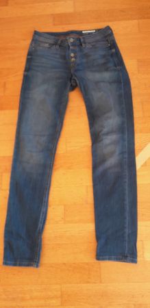 Jeans Grösse 27