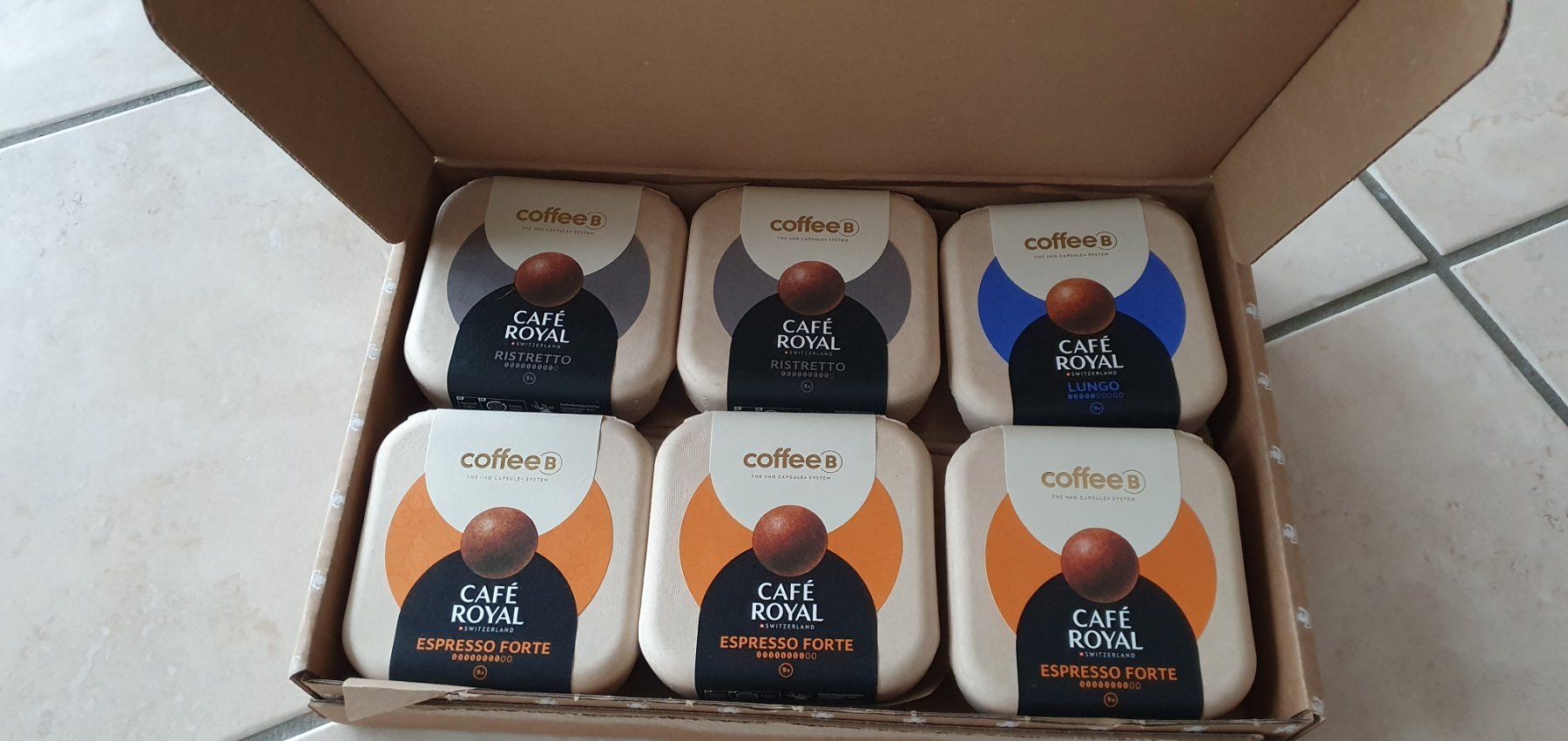 Macchine per caffè & Macchine per espresso: Machine à café Coffee B white avec capsules – Nuovo e nell'imballaggio originale da Moutier venduto da mai_pq7w 7