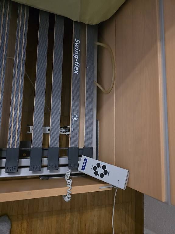 Bico Sommiers: Elektrischer Lattenrost 2x – D'occasion à Gwatt (Thun) par RVG 3