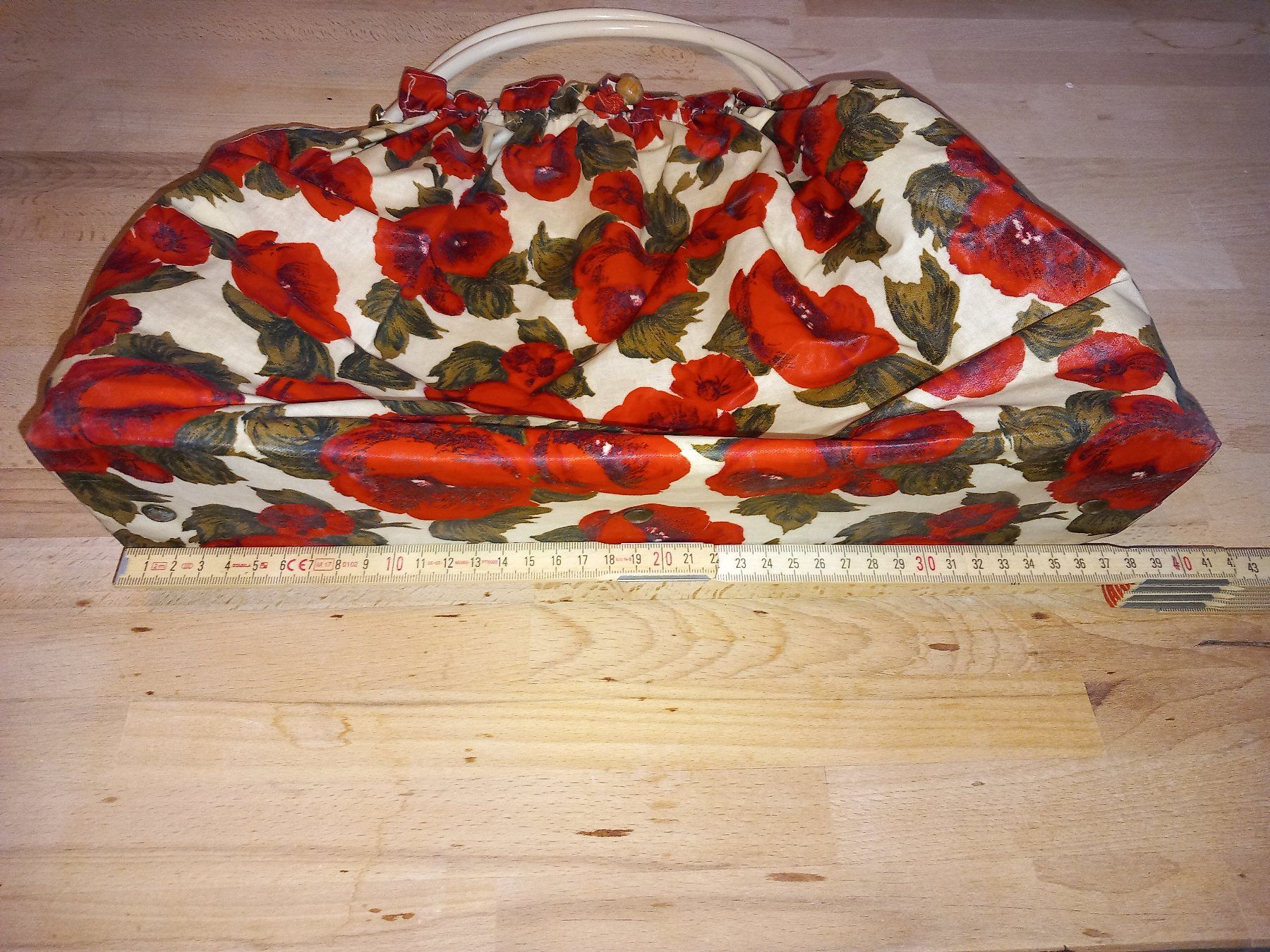 Borse da donna: echte vinatge Tasche mit Mohnblumen – Usato da Maschwanden venduto da summernight7 3