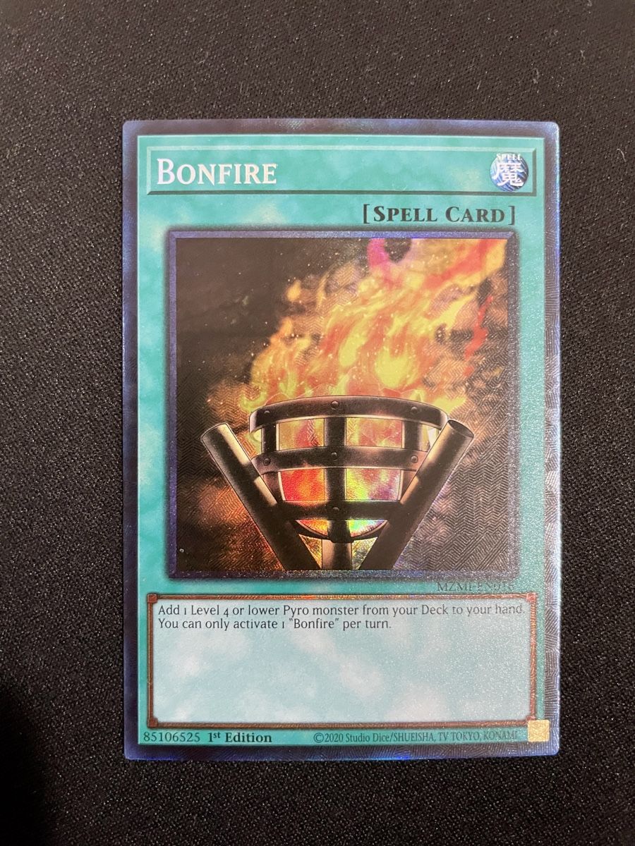 Yugioh Carte collezionabili: Yu-Gi-Oh! Bonfire Collector Rare – Nuovo (secondo la descrizione) da Zürich venduto da MatCollection