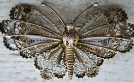SEHR SCHÖNER ECHT SILBERNER-SCHMETTERLING---1.)-5 CMx 3 CM