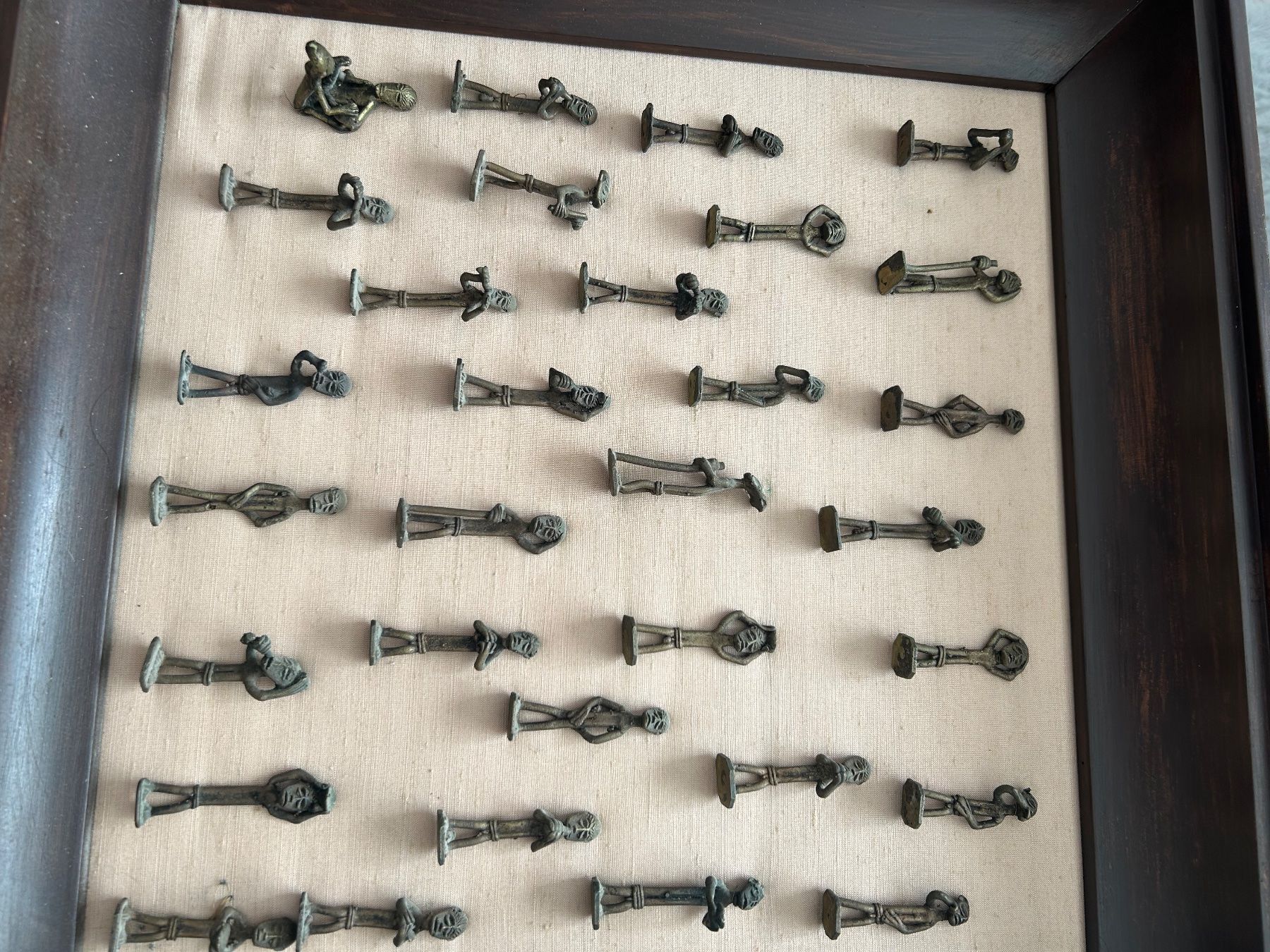 Statuette: Afrikanische Figur – Usato da Basel venduto da Krisztina.na 2