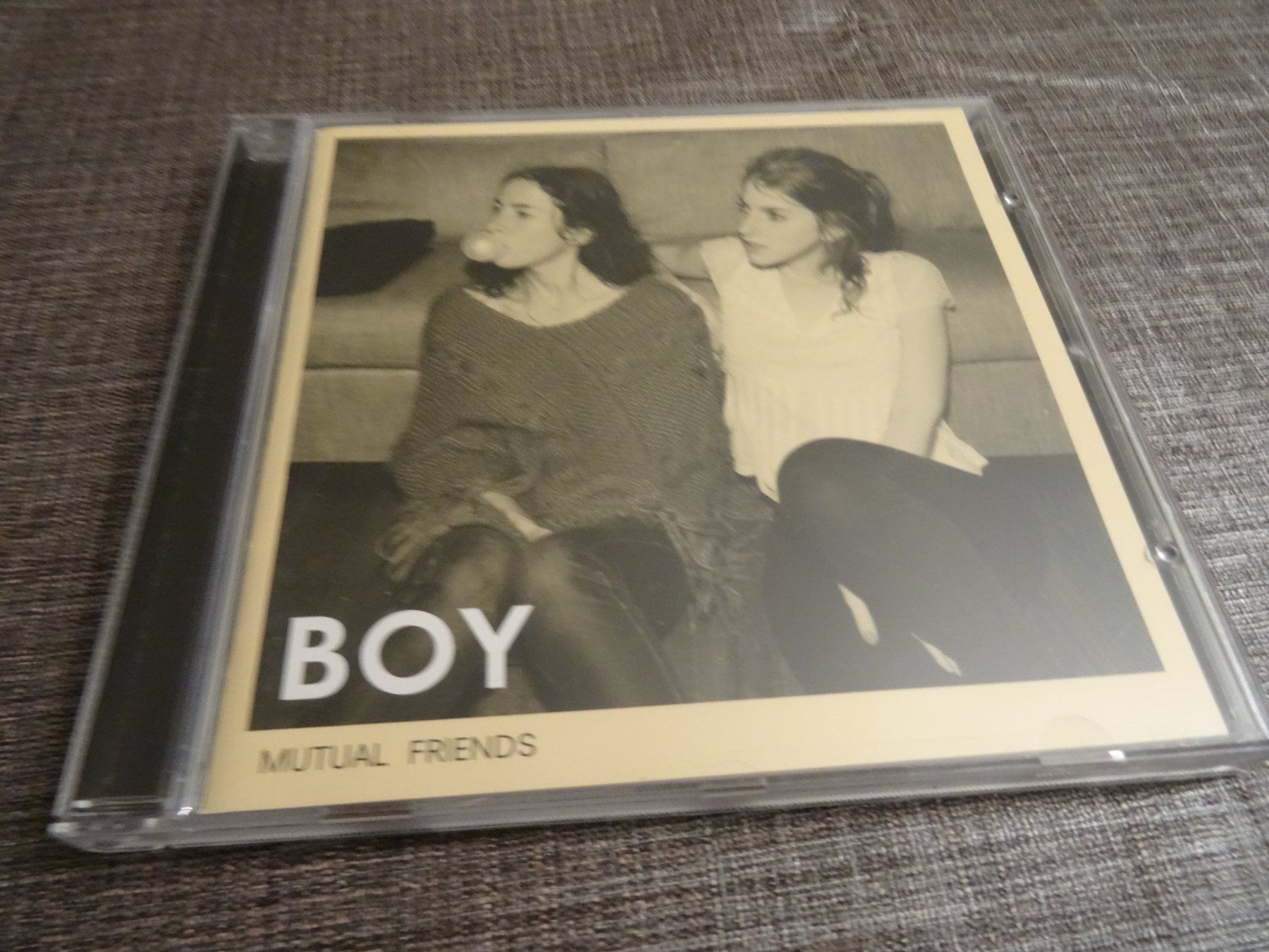 CD: CD Boy - Mutual Friends – Usato da Olten venduto da Disc-Ausverkauf